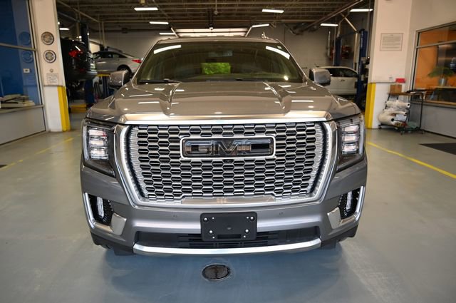 Used 2022 GMC Yukon Denali AWD/4WD image 2