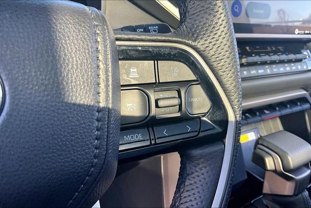 Used 2024 Toyota Sequoia Limited image 19