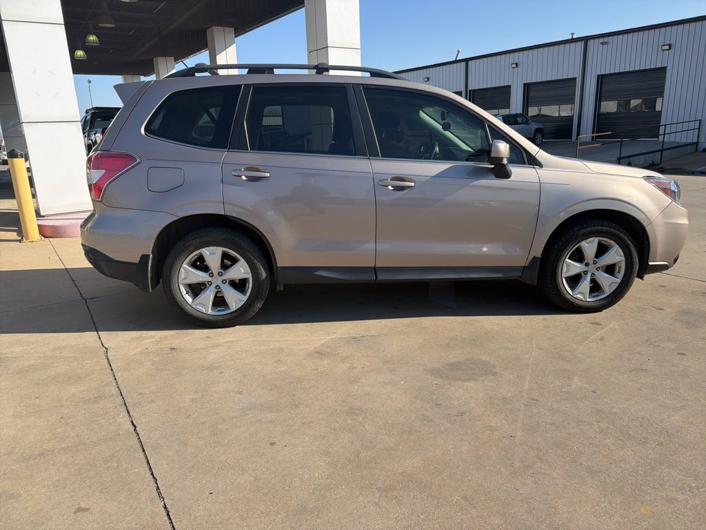 Used 2015 Subaru Forester 2.5i Limited image 2