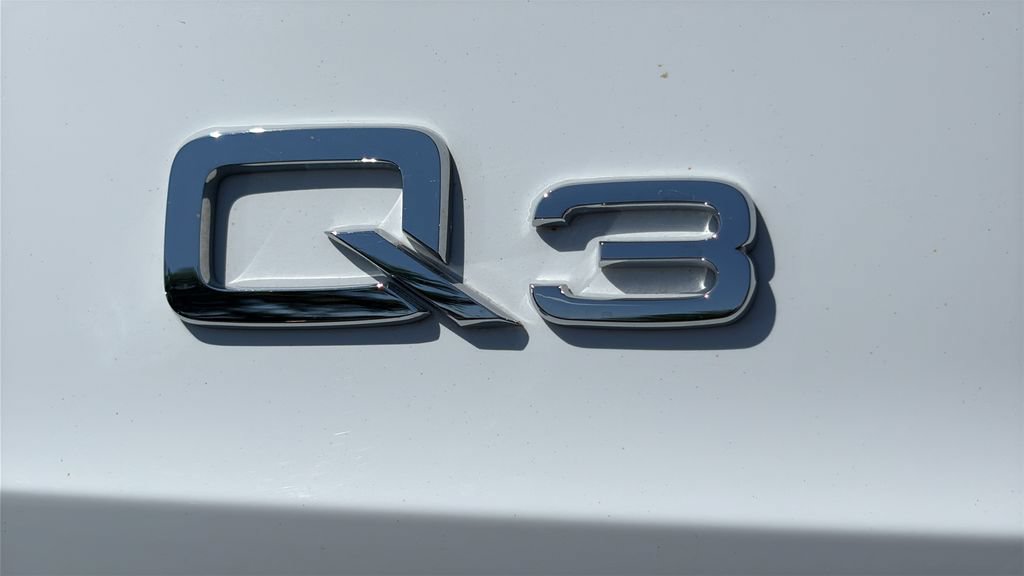 Used 2025 Audi Q3 2.0T Premium AWD/4WD image 30