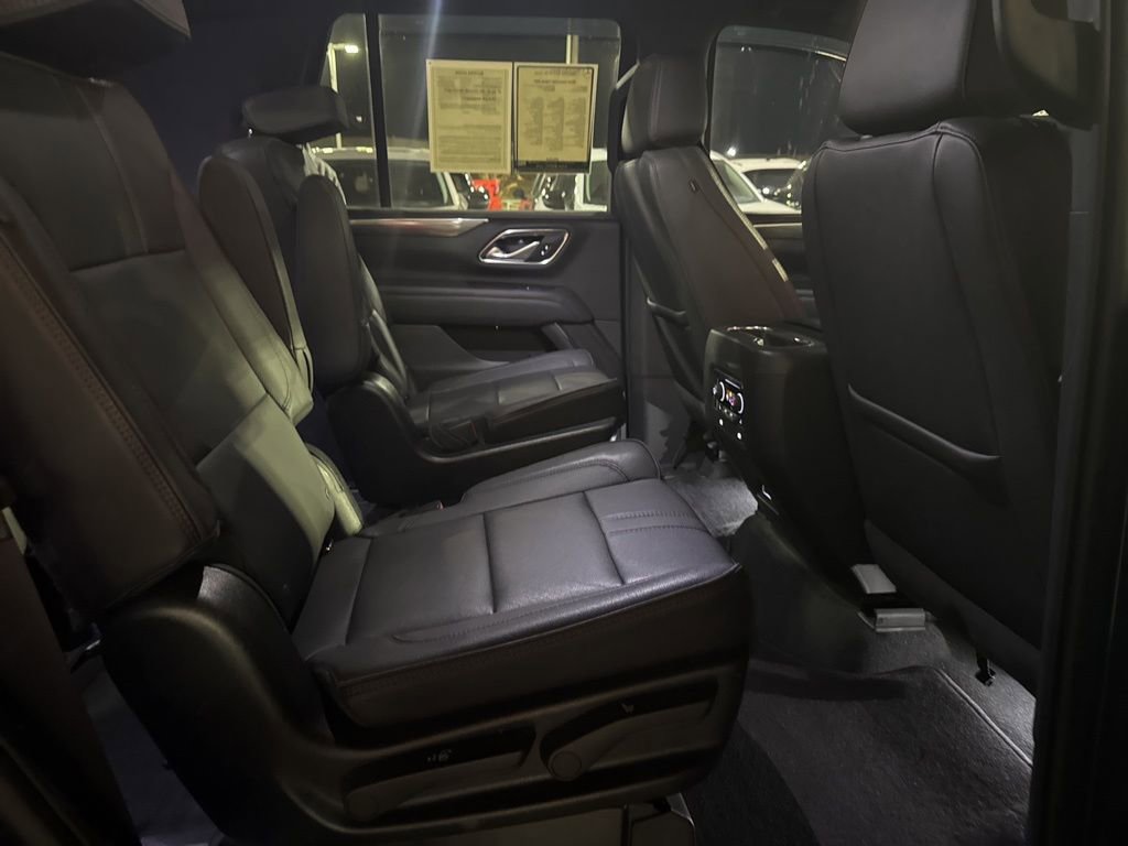 Used 2022 Chevrolet Tahoe RST w/ Luxury Package image 14