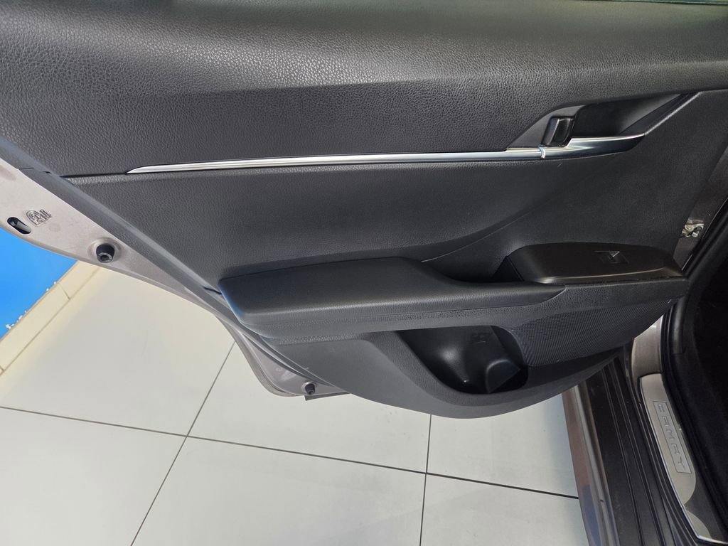 Used 2024 Toyota Camry SE FWD image 15
