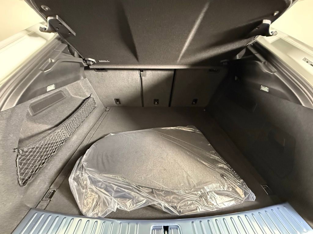 Certified 2025 Porsche Cayenne Coupe image 16