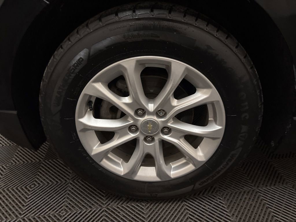 Used 2020 Chevrolet Equinox LS w/ LPO, Floor Liner Package image 27