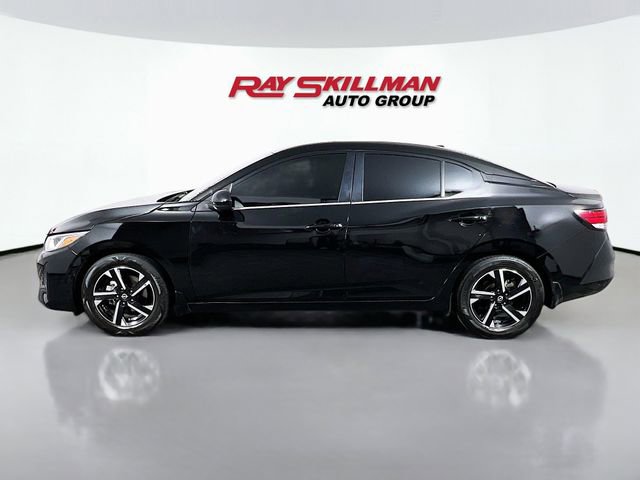 Used 2025 Nissan Sentra SV w/ All-Weather Package FWD image 4