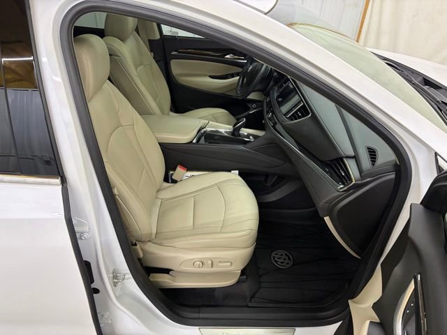 Used 2020 Buick Enclave Essence w/ Sound and Sites Package FWD image 32