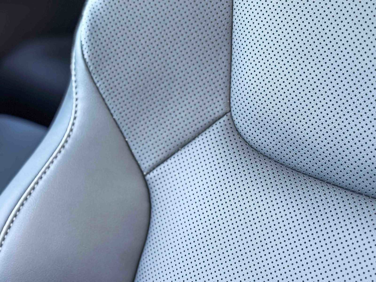 Used 2025 Lexus RZ 300e FWD image 25