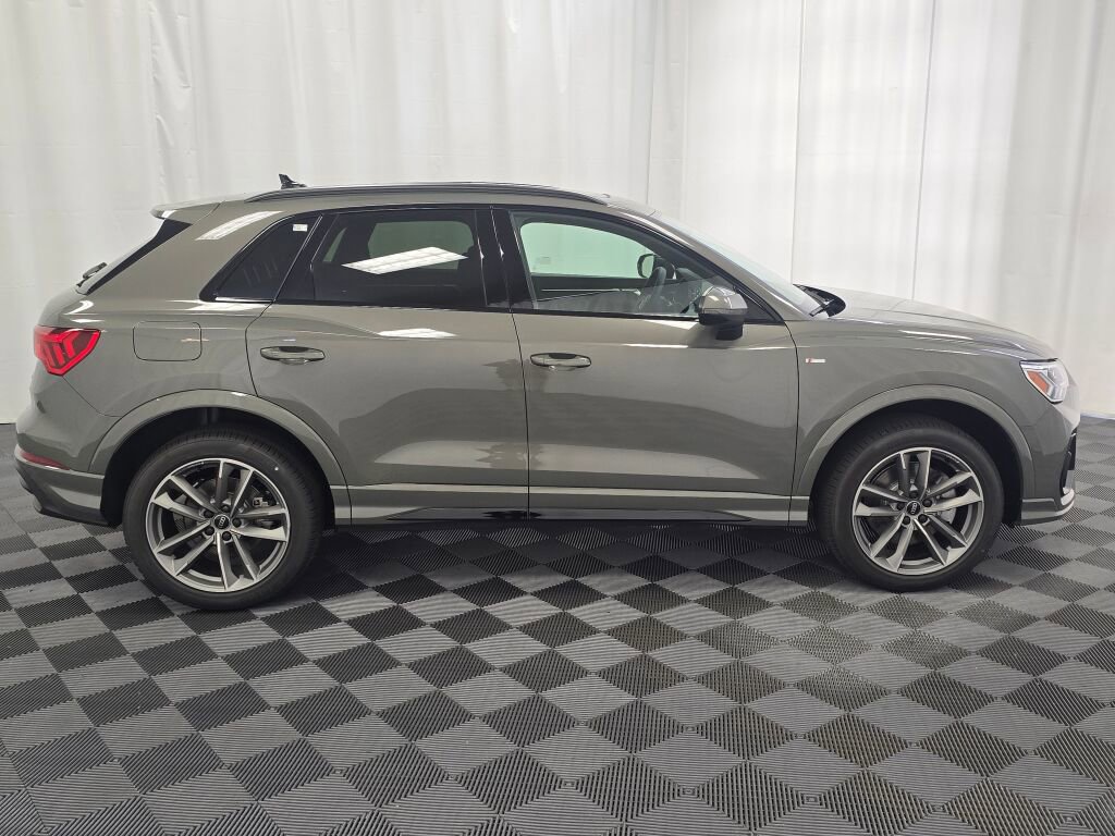 New 2025 Audi Q3 2.0T Premium image 7
