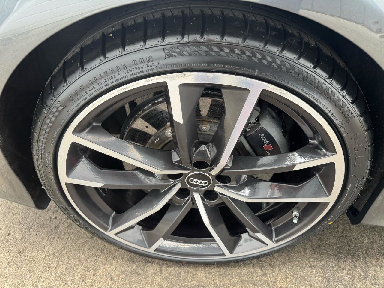 Used 2018 Audi RS 7 Performance AWD/4WD image 27