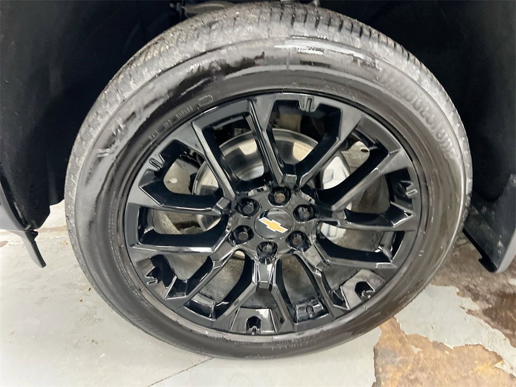 New 2025 Chevrolet Silverado 1500 High Country w/ Midnight Edition image 28