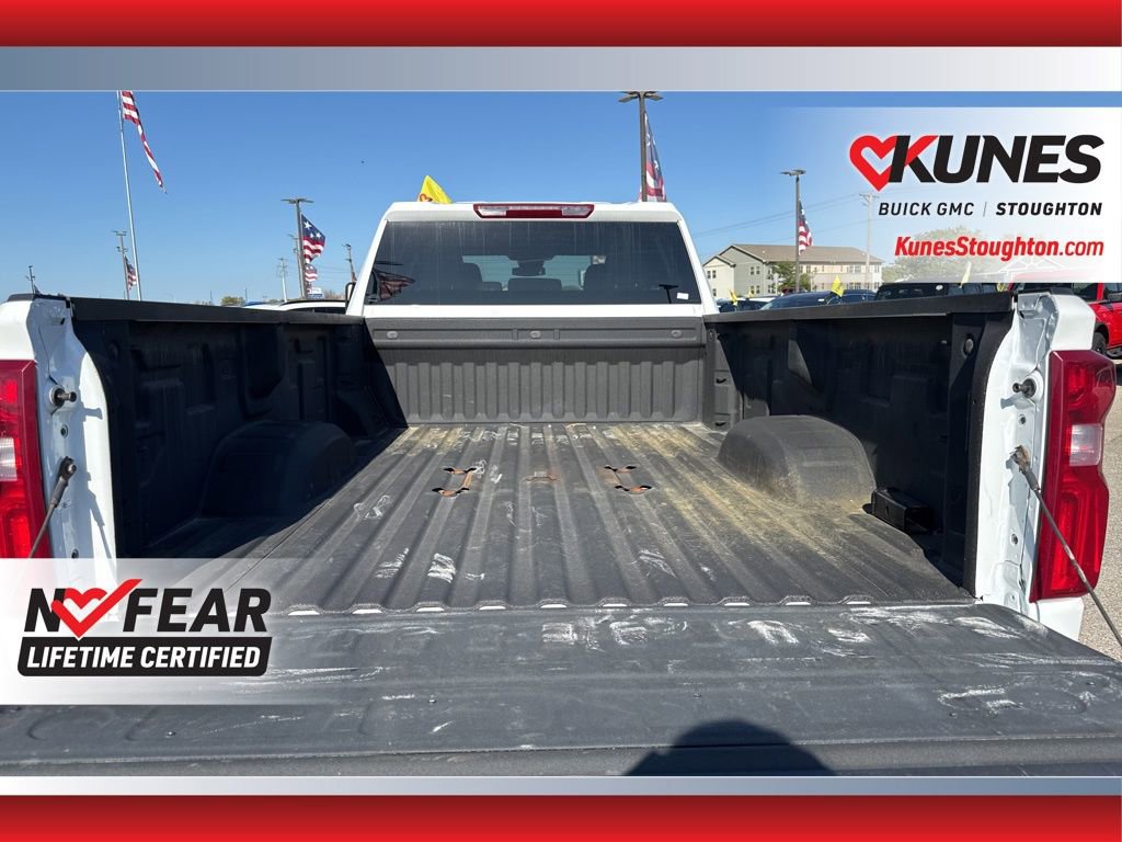 Used 2024 Chevrolet Silverado 3500 W/T image 16