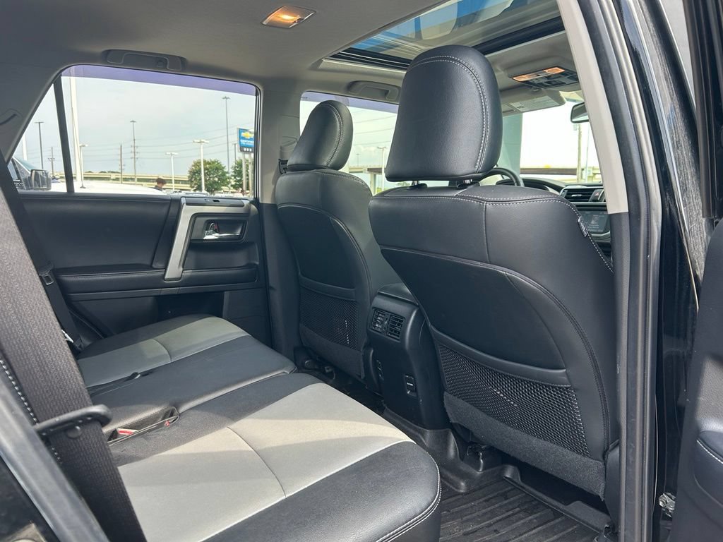 Used 2019 Toyota 4Runner SR5 Premium RWD image 4