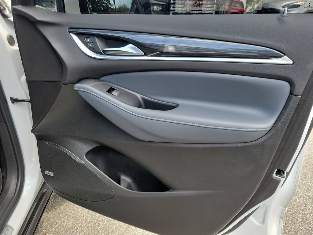 Used 2022 Buick Enclave Essence w/ Experience Buick Package FWD image 50