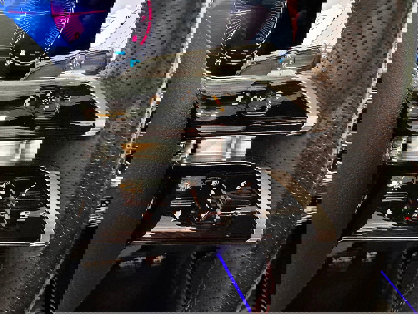 Used 2024 Mercedes-Benz GLB 250 4MATIC image 19