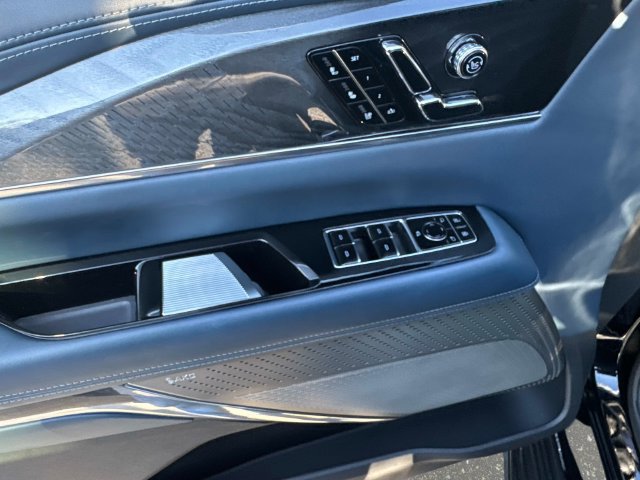 New 2025 Cadillac Escalade IQ Sport 2 AWD/4WD image 18