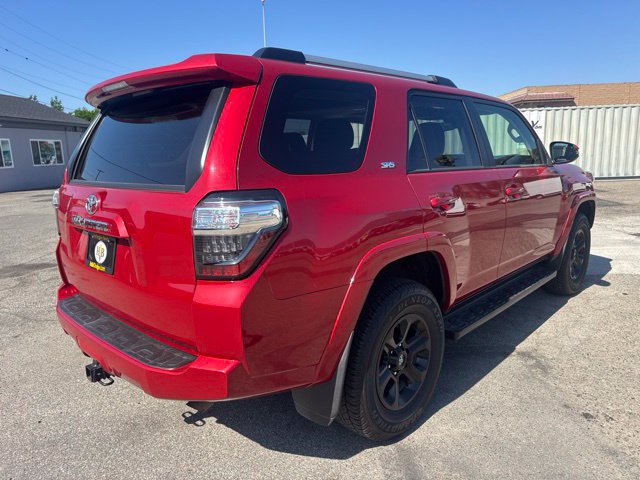 Used 2024 Toyota 4Runner SR5 Premium w/ Moonroof Package AWD/4WD image 4