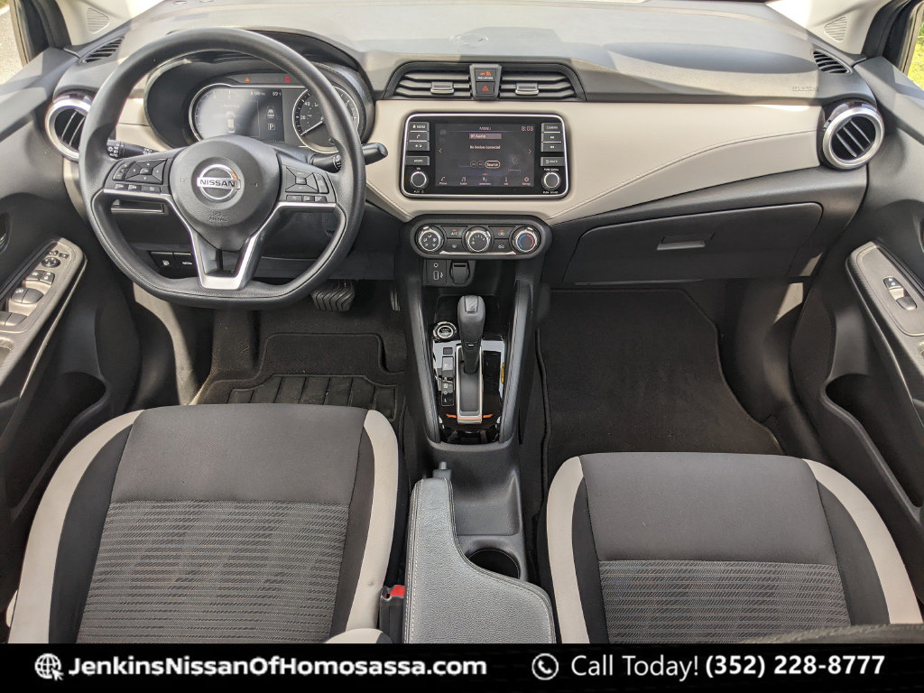 Used 2022 Nissan Versa SV FWD image 25