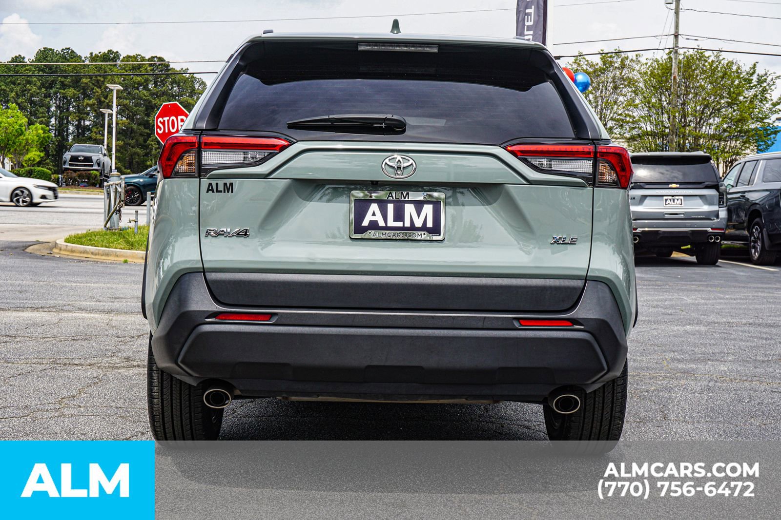 Used 2023 Toyota RAV4 XLE Premium FWD image 13