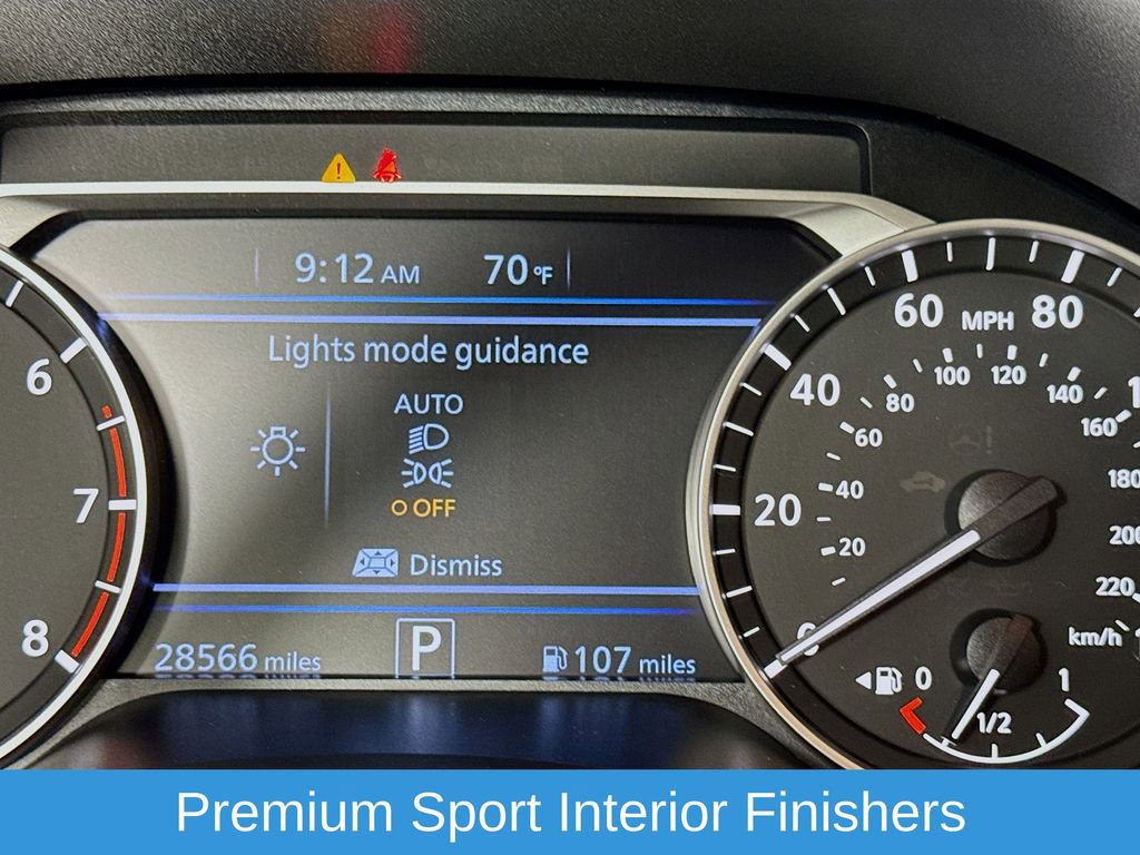 Used 2024 Nissan Altima 2.5 SR w/ SR Premium Package FWD image 16