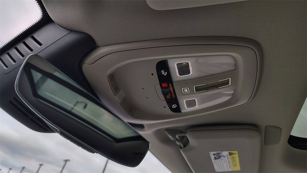 Certified 2024 Volvo XC90 T8 Plus w/ Protection Package Premier image 26