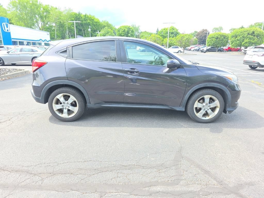Used 2016 Honda HR-V EX image 8