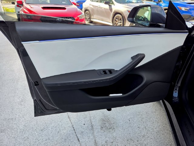 Used 2025 Tesla Model 3 Long Range RWD image 28