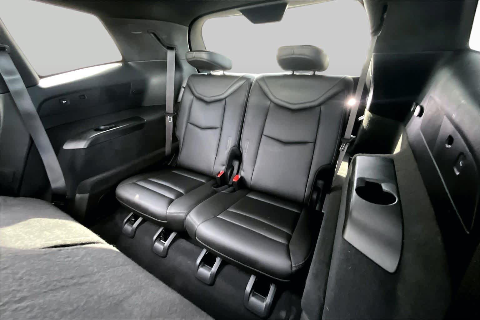 Used 2023 Cadillac XT6 Luxury FWD image 37