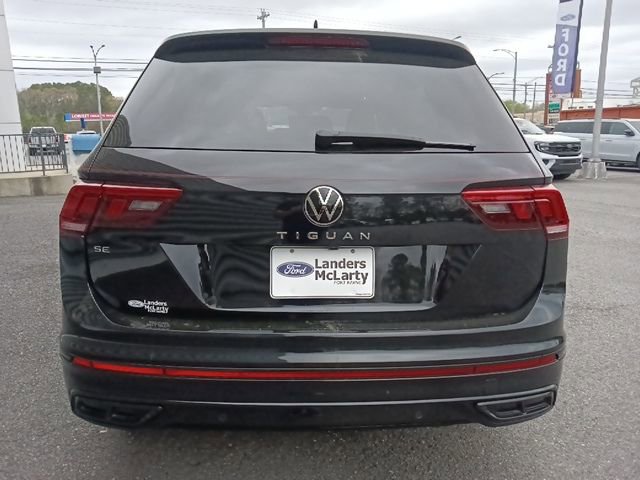 Used 2023 Volkswagen Tiguan SE R-Line image 4
