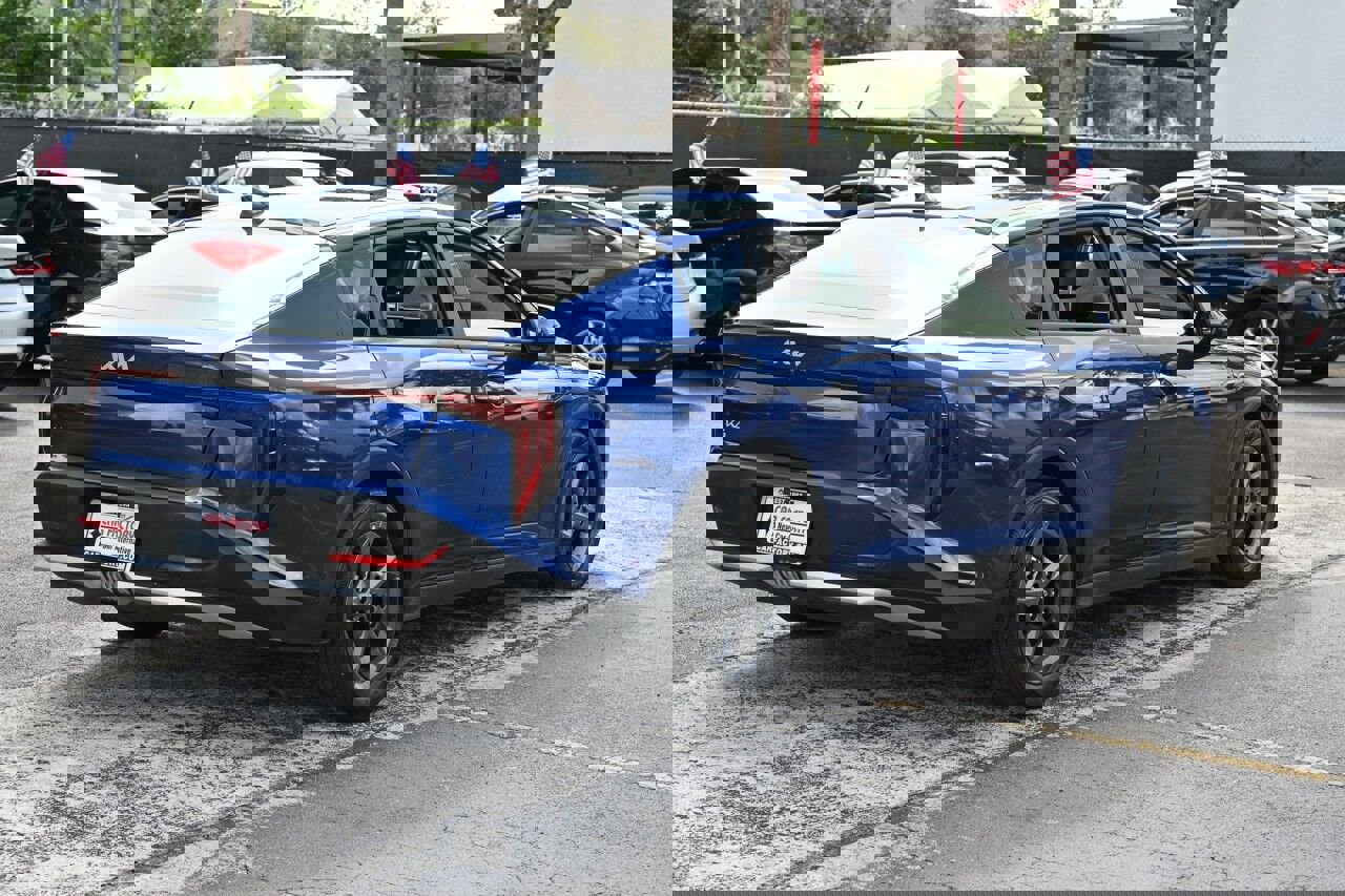 Used 2025 Kia K4 LXS image 4