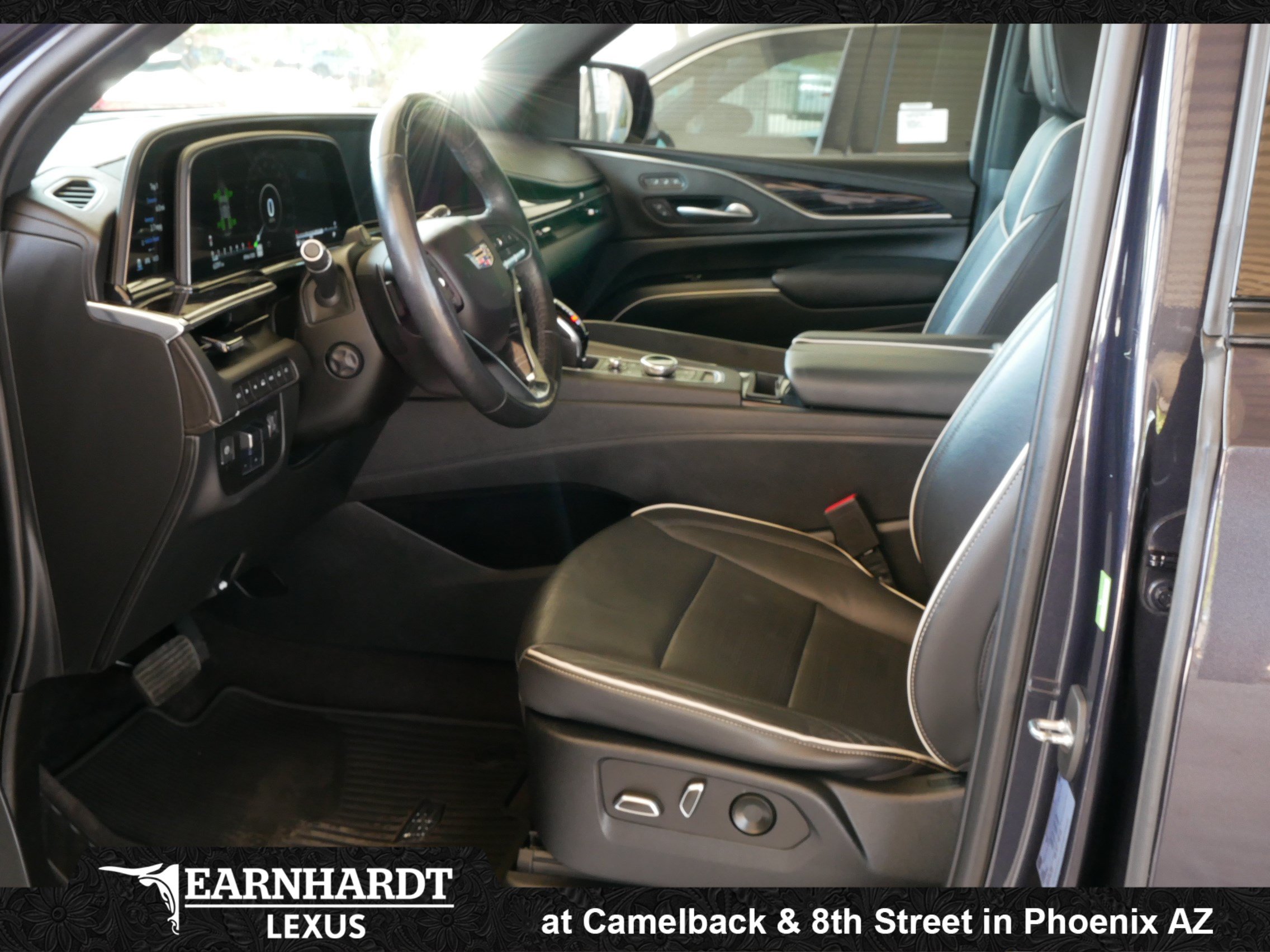 Used 2022 Cadillac Escalade Sport AWD/4WD image 4