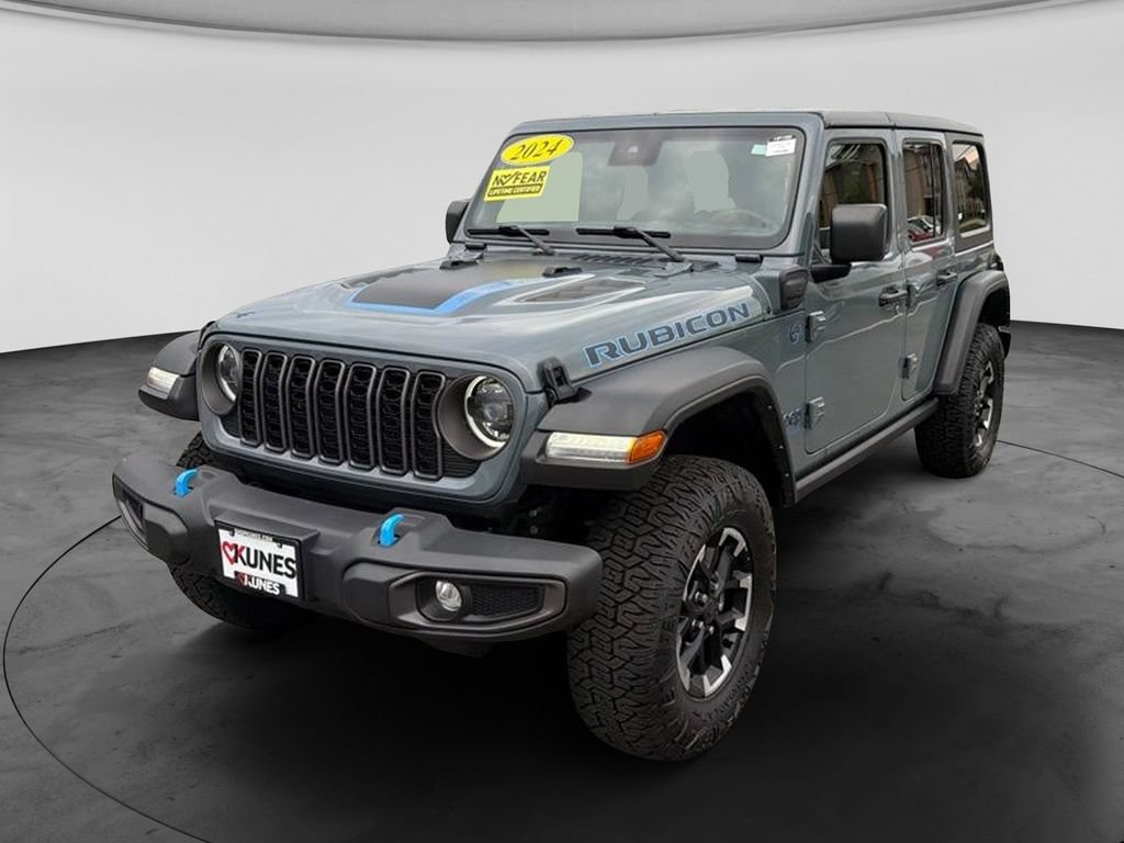Used 2024 Jeep Wrangler Unlimited Rubicon 4xe AWD/4WD image 4