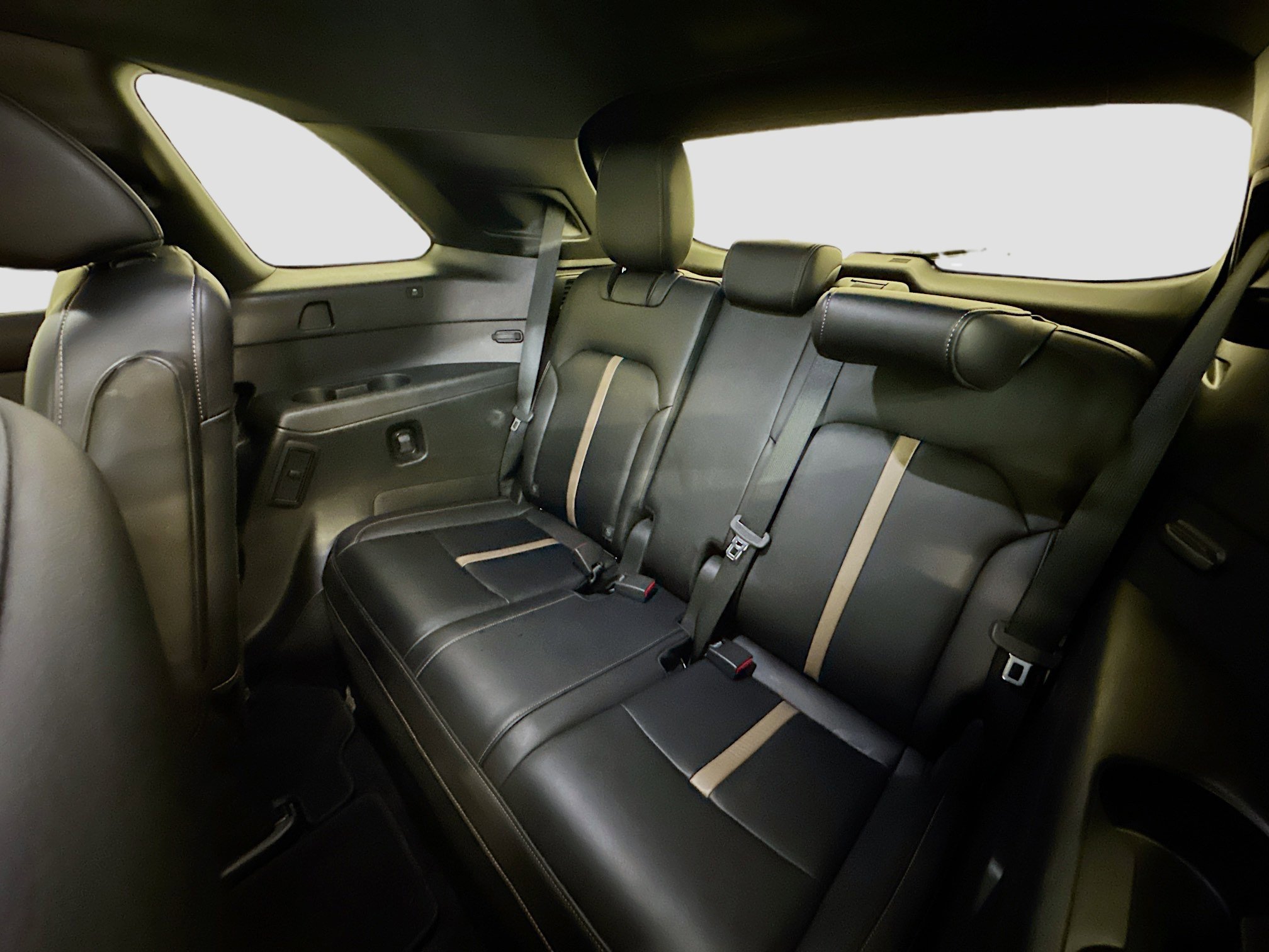 Used 2025 MAZDA CX-90 3.3 Turbo w/ Premium Plus Pkg image 31