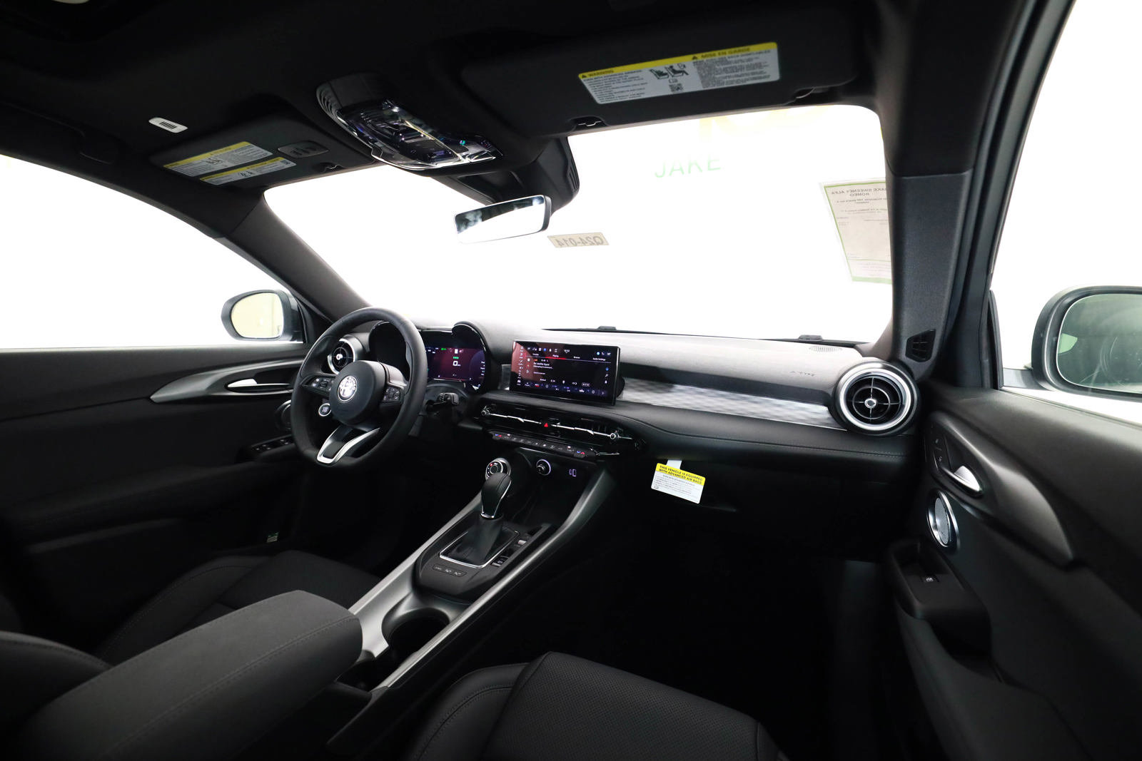 Used 2024 Alfa Romeo Tonale Ti image 21