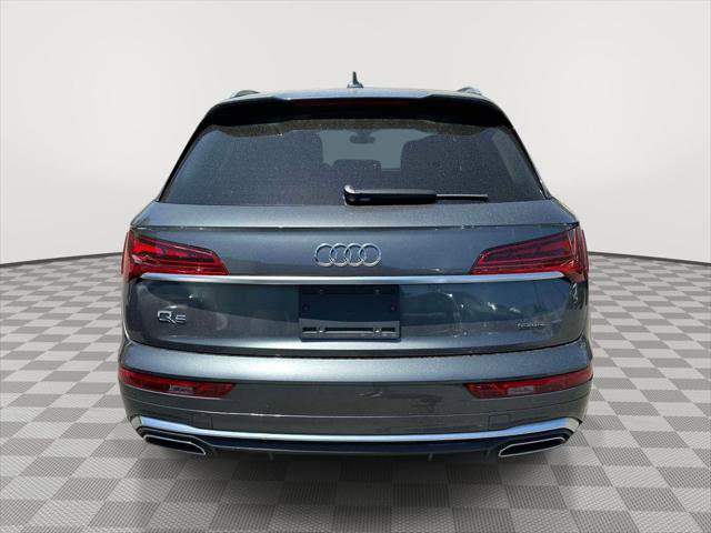 Used 2022 Audi Q5 2.0T Premium w/ Convenience Package AWD/4WD image 4