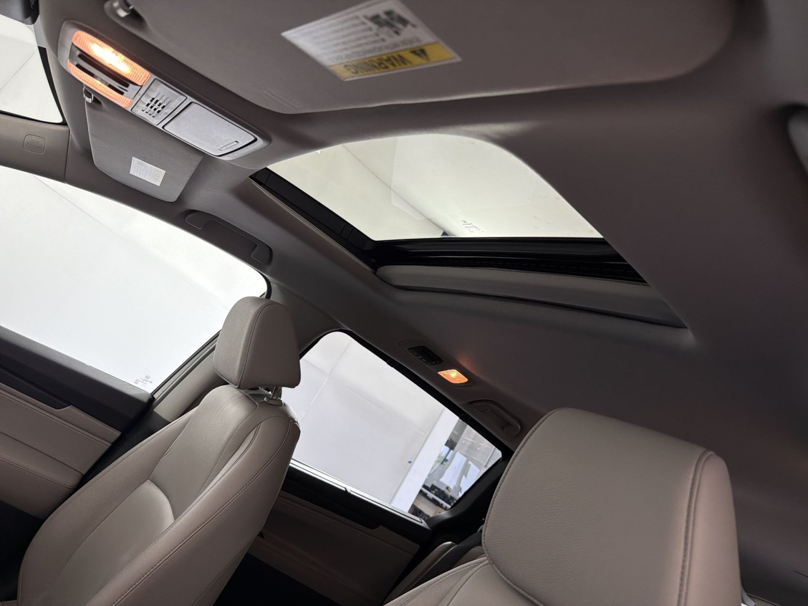 Used 2018 Honda Odyssey EX-L image 23