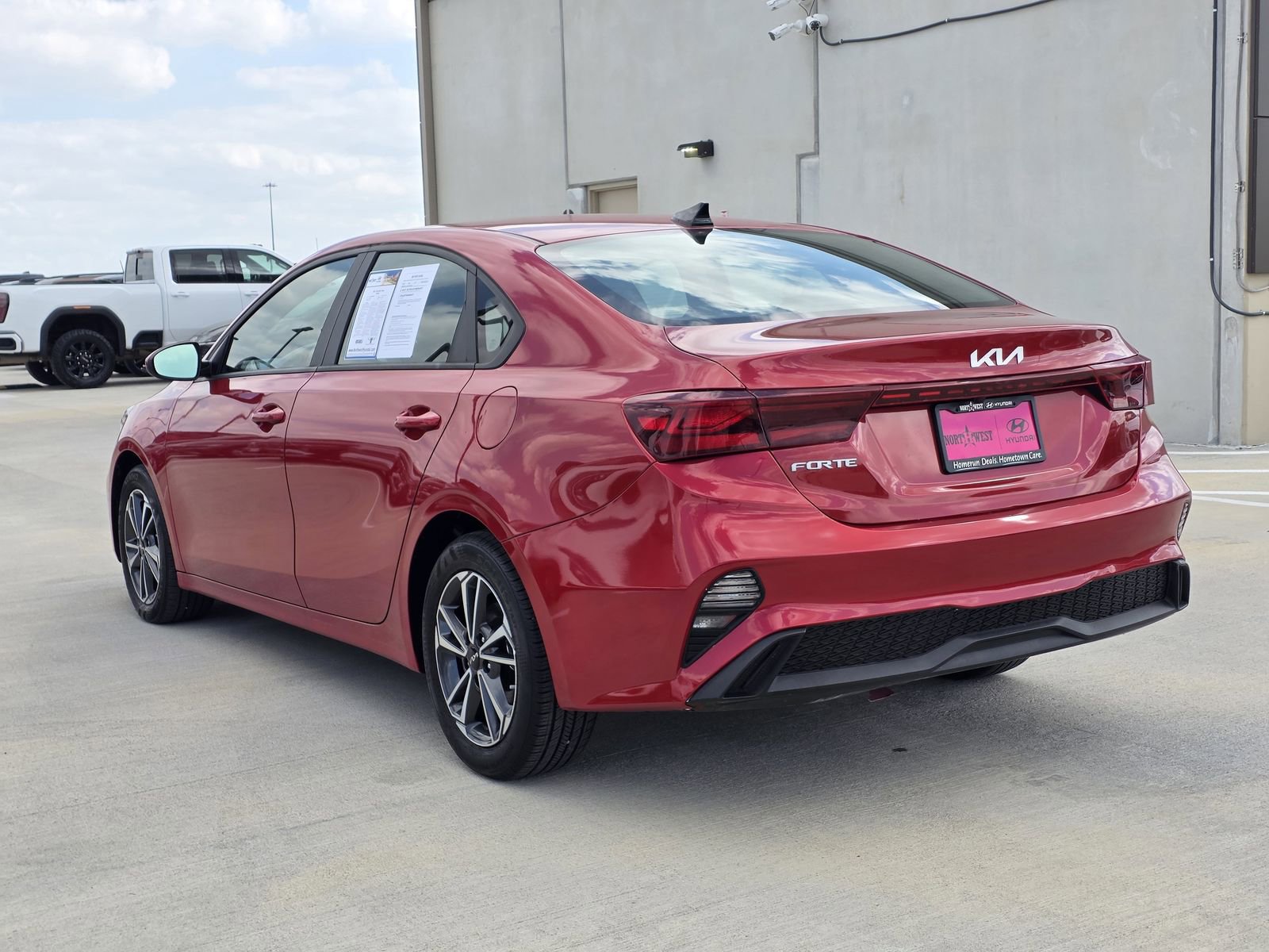 Used 2024 Kia Forte LXS image 8