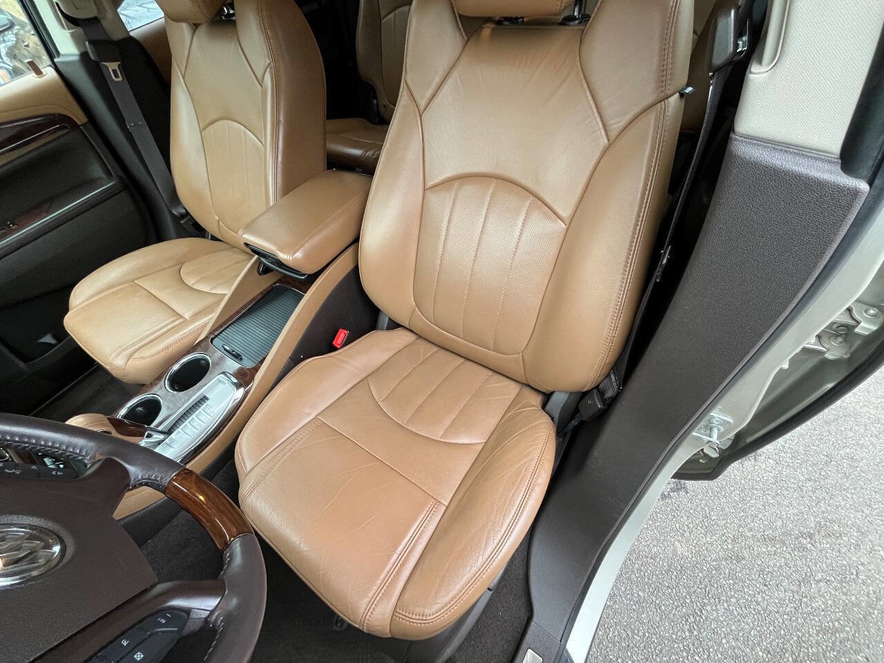 Used 2014 Buick Enclave Leather w/ Trailering Provision Package image 13