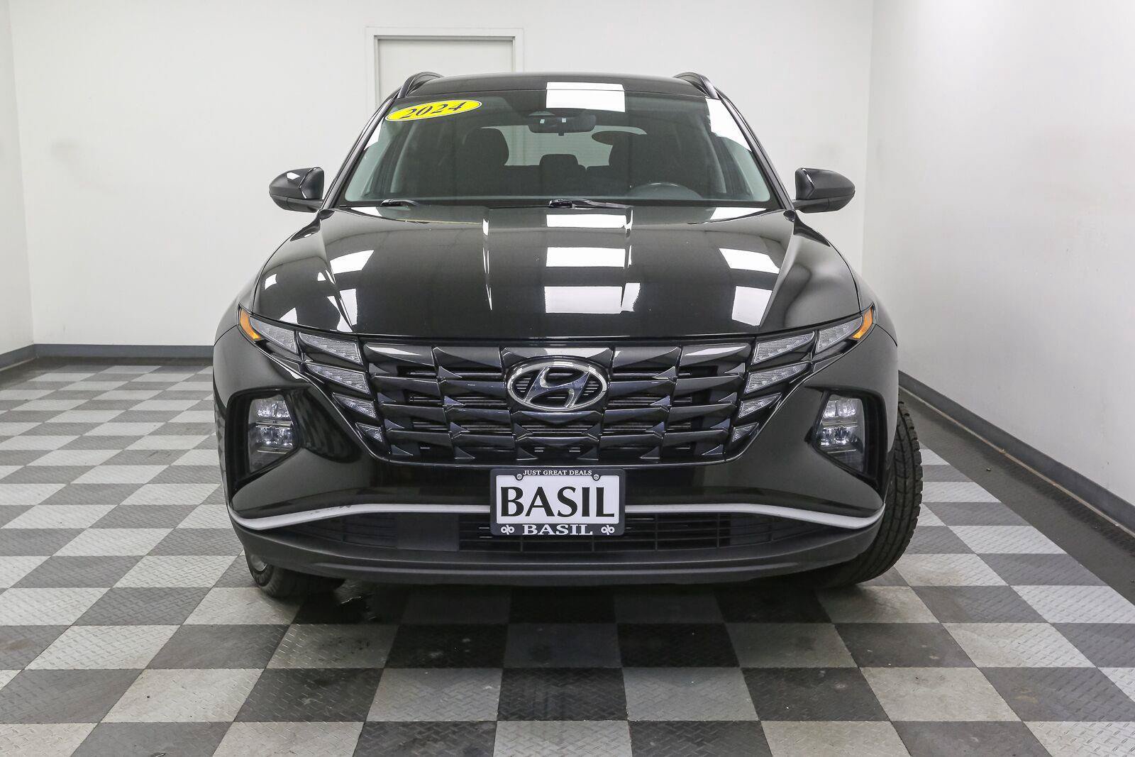 Used 2024 Hyundai Tucson SEL AWD/4WD image 3