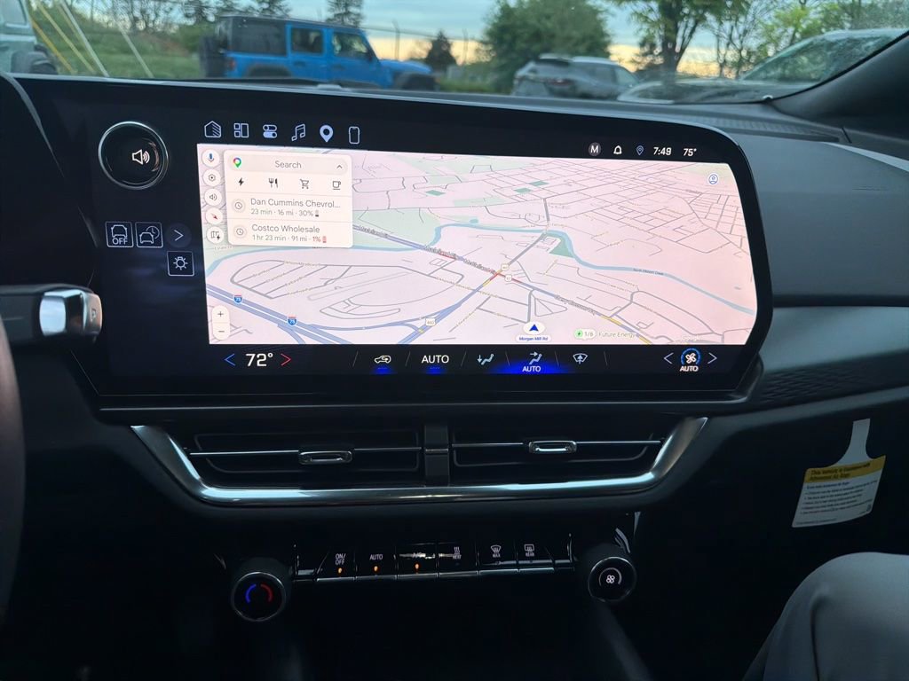 Used 2026 Chevrolet Equinox EV LT image 10