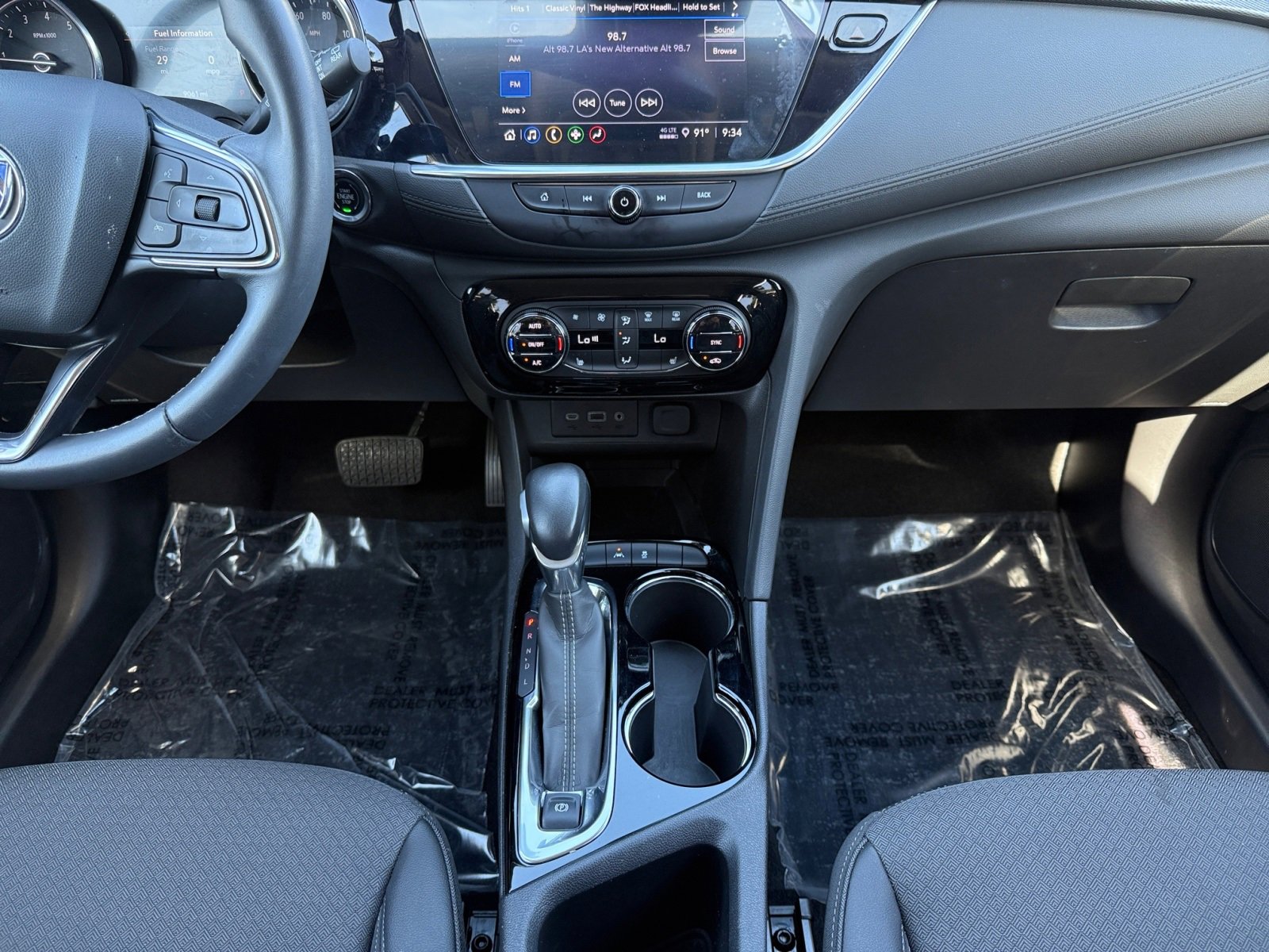 Used 2023 Buick Encore GX Select w/ Sport Touring Package image 11