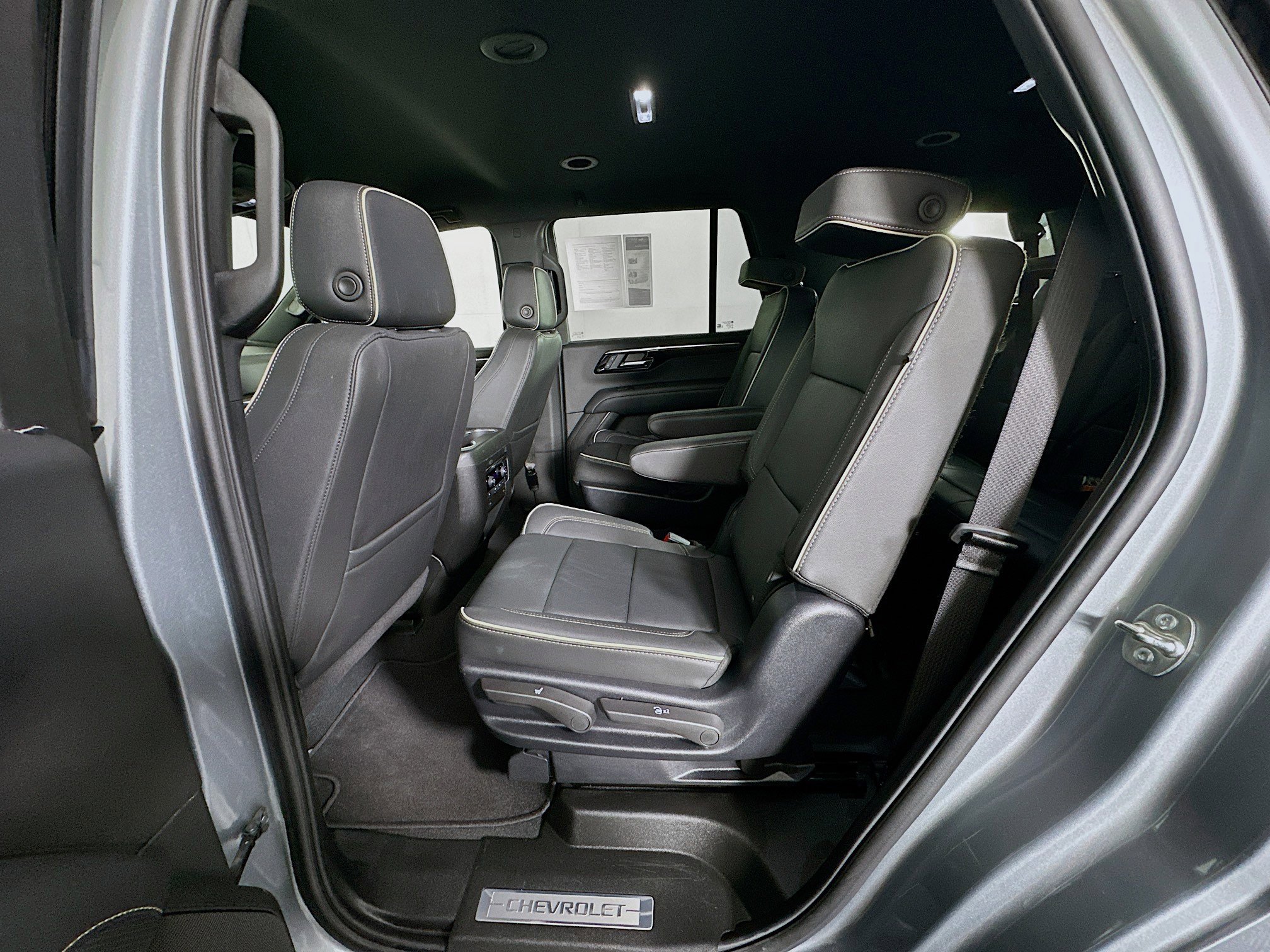 Used 2025 Chevrolet Tahoe Premier image 28