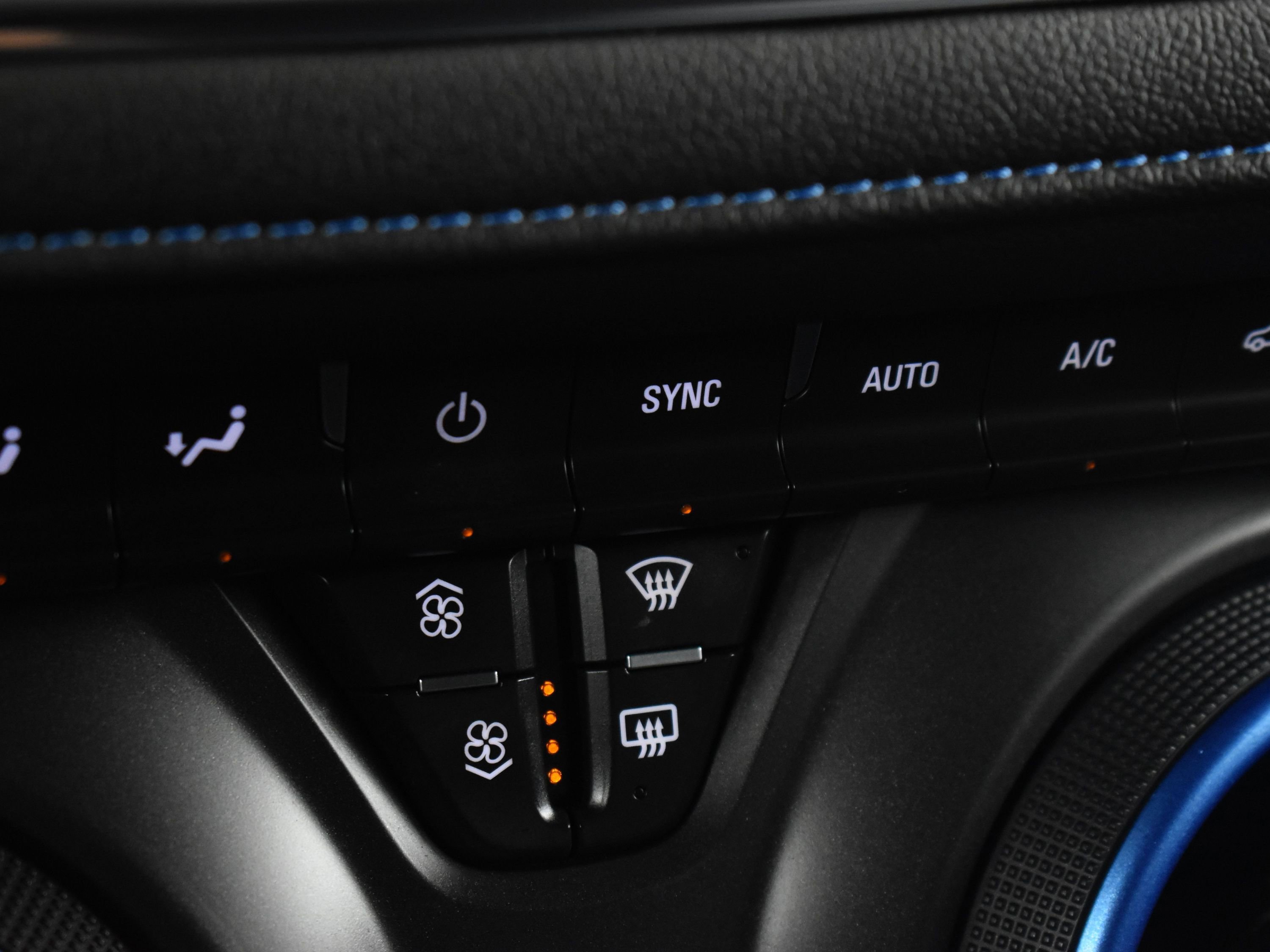 Used 2023 Chevrolet Blazer RS image 43