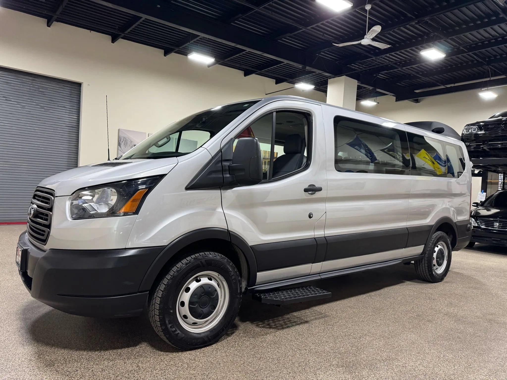 Used 2019 Ford Transit 350 XL RWD image 10