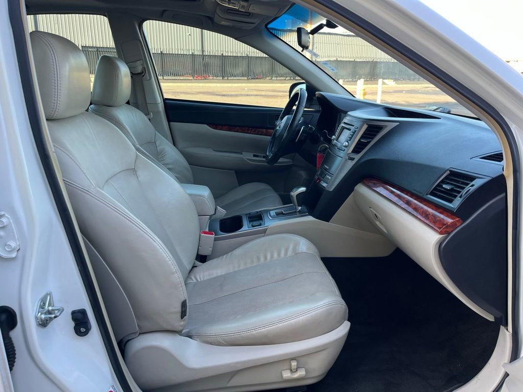 Used 2012 Subaru Legacy 3.6R Limited image 16