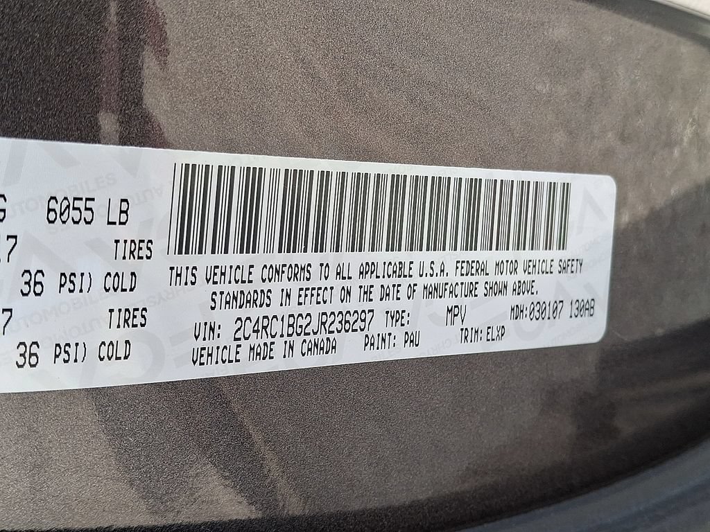 Used 2018 Chrysler Pacifica Touring-L FWD image 30
