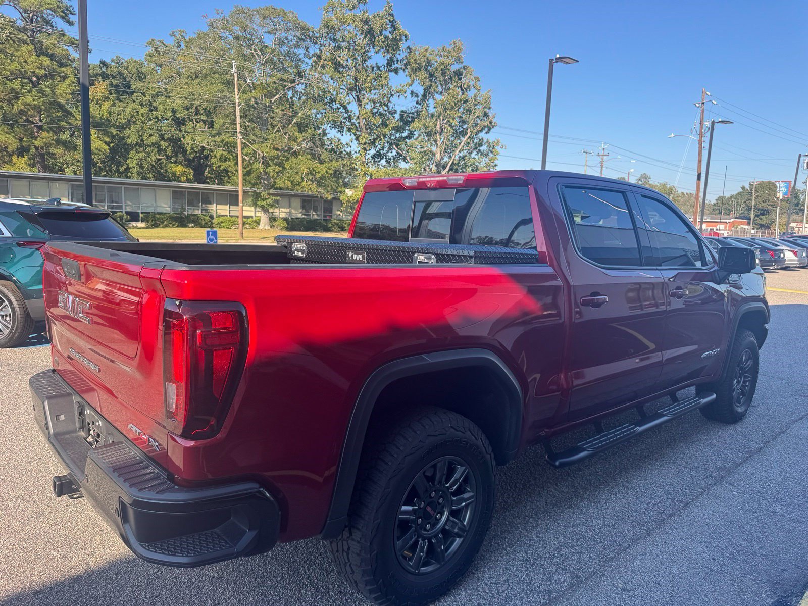 Used 2024 GMC Sierra 1500 AT4X AWD/4WD image 10