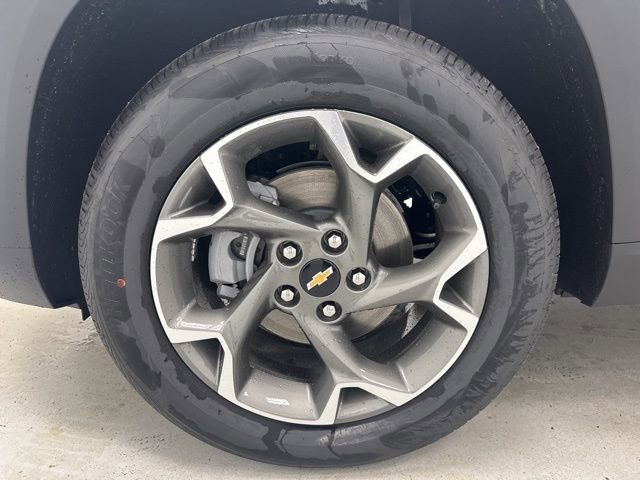 New 2026 Chevrolet Trax LT w/ Driver Confidence Package FWD image 36