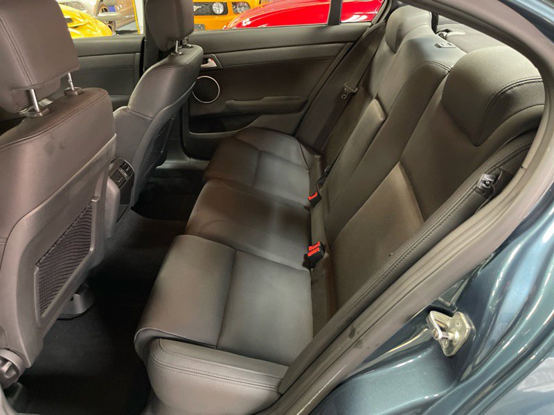 Used 2009 Pontiac G8 GT w/ Premium Package image 32