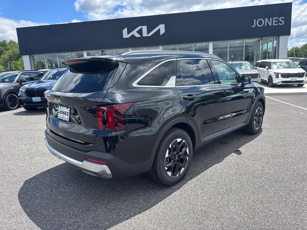 New 2026 Kia Sorento S w/ S Panoramic Sunroof Package FWD image 5