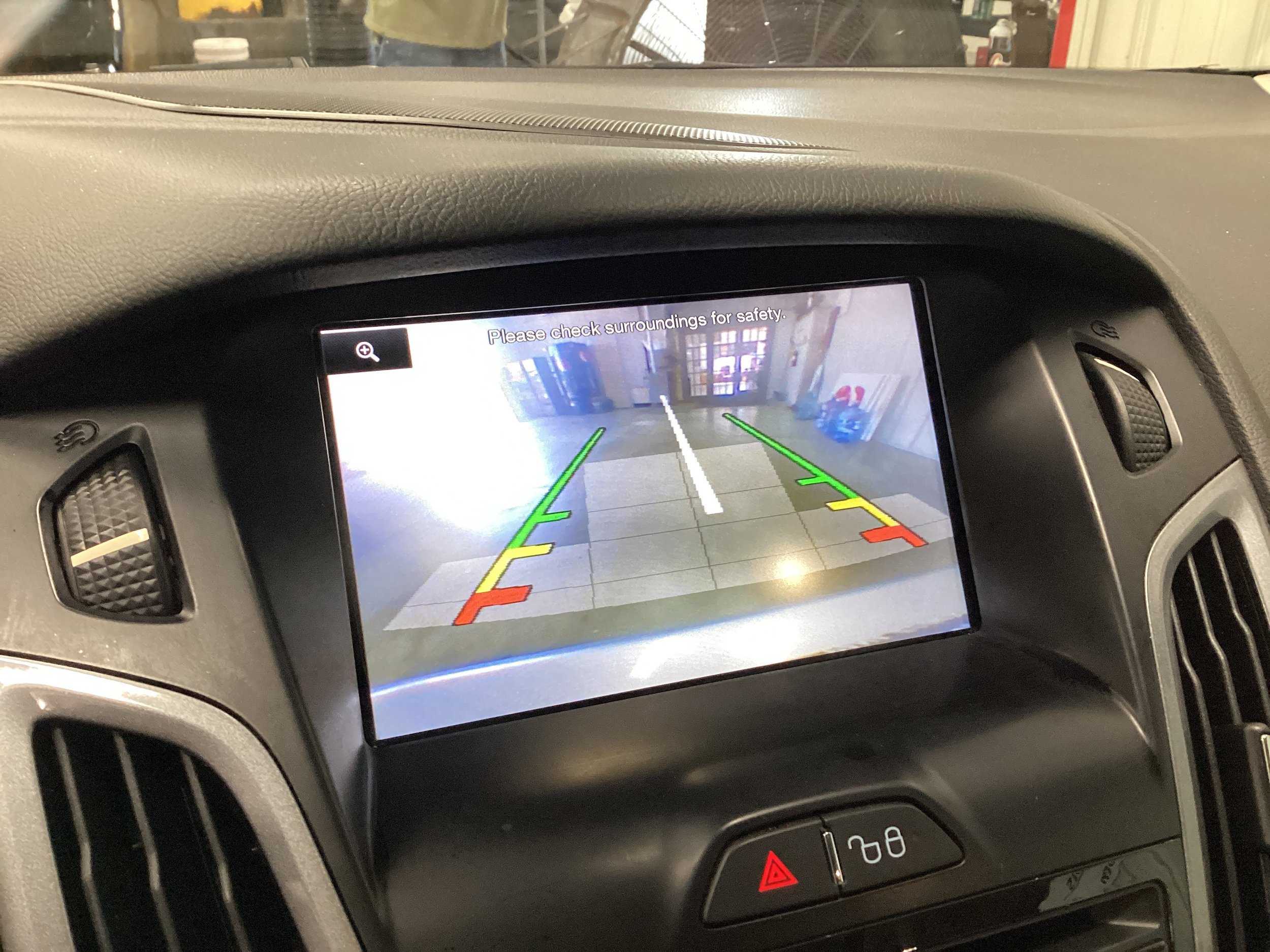Used 2012 Ford Focus Titanium FWD image 24